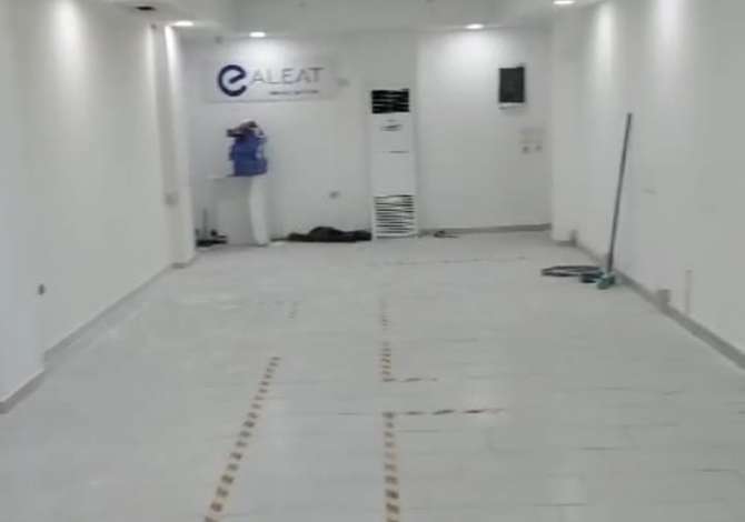 Jepet me qera per cdo lloj aktiviteti,Pallati me Shigjeta.