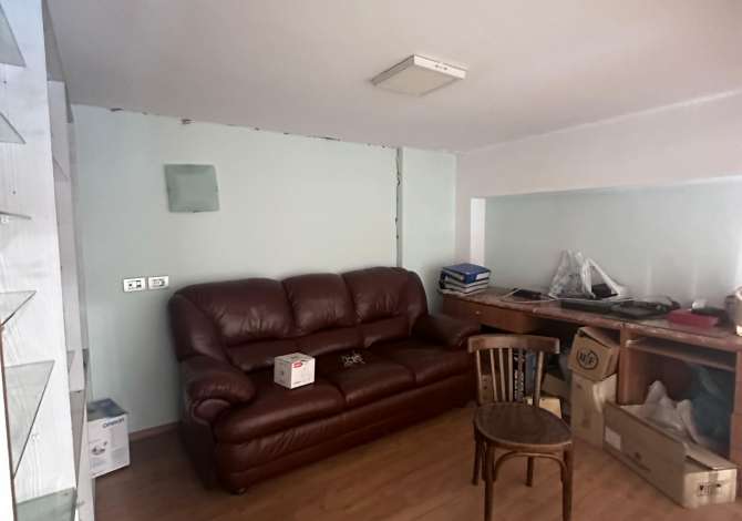 Ambient biznesi me qera 1+1 ne Tirane - 2,000 Euro