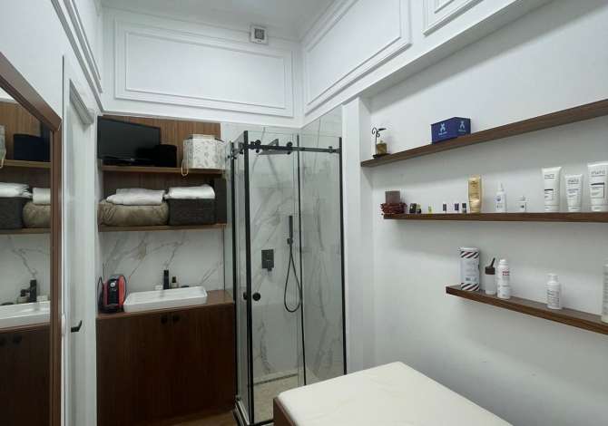 Jepet me qera sallon estetike,Bllok,rr.MarkoBocari.