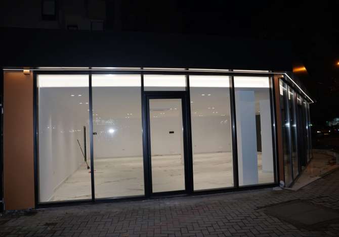 Ambient biznesi me qera 3+1 ne Tirane - 1,500 Euro
