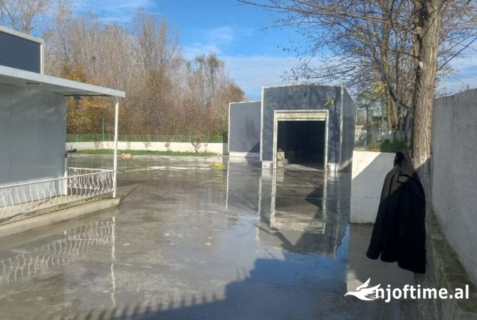 Business Property in Sale 6+1 in Tirana - 350,000 Euro