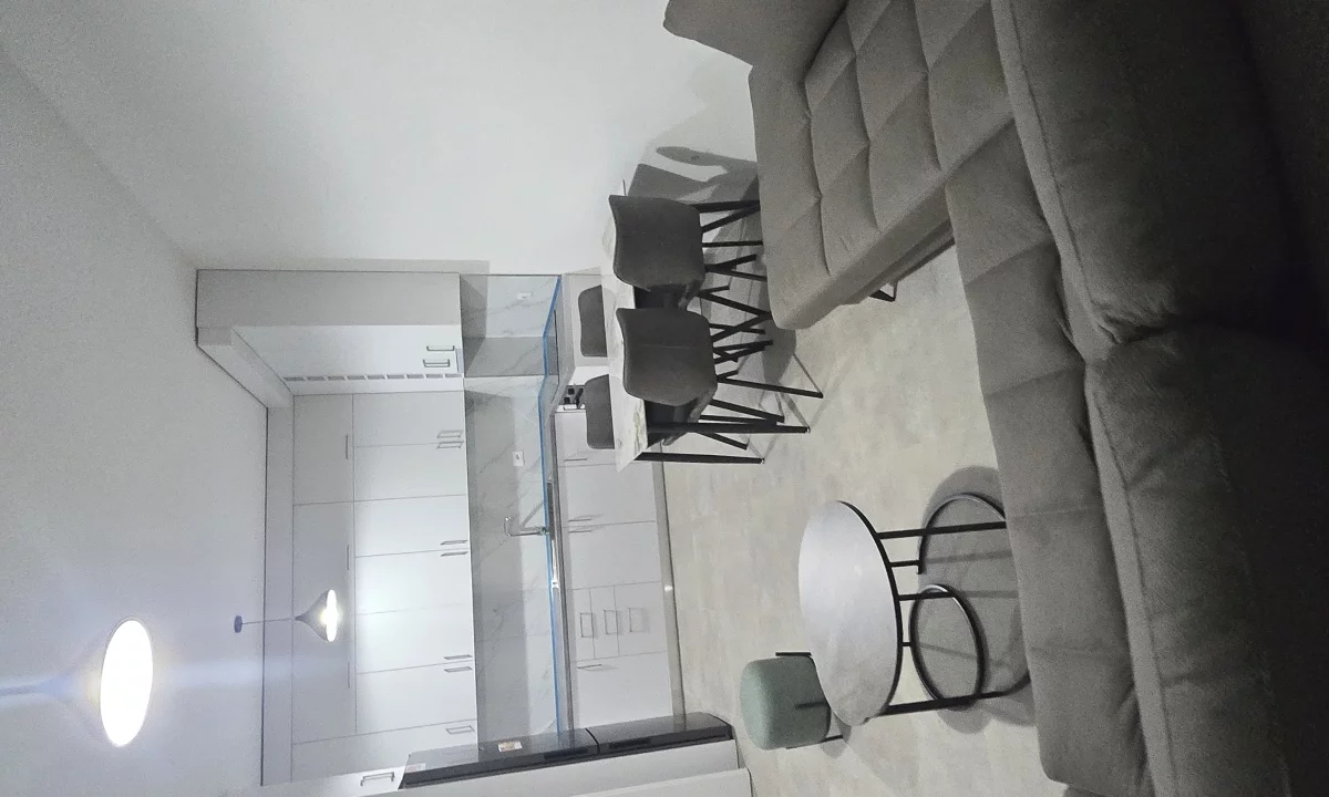 Shtepi me qera Apartament ne Tirane, 1+1, Mobilimi E mobiluar, Pagesa 450  Euro.