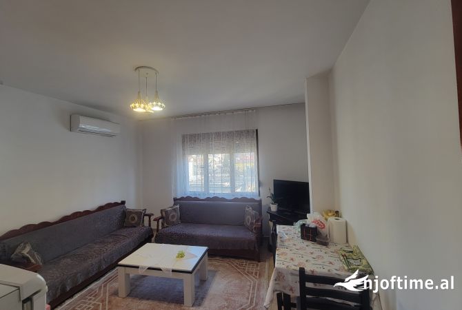 Jepet Apartament me qera 1+1 ne Zog Zi