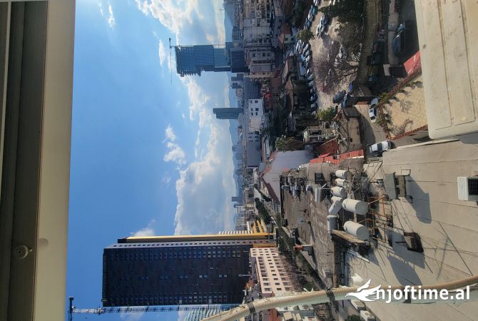 Jepet Apartament me qera 1+1 ne Qender