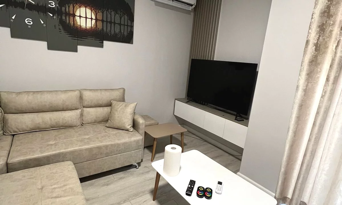 Shtepi ne shitje Apartament ne Tirane, 1+1, Mobilimi E mobiluar, Pagesa 133,000  Euro.