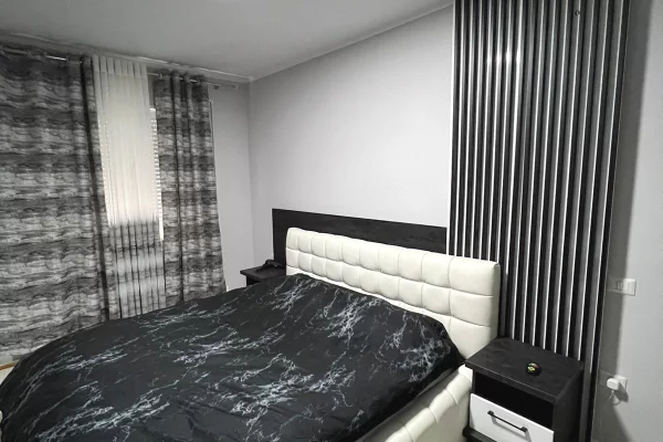 Shtepi ne shitje Apartament ne Tirane, 1+1, Mobilimi E mobiluar, Pagesa 133,000  Euro.