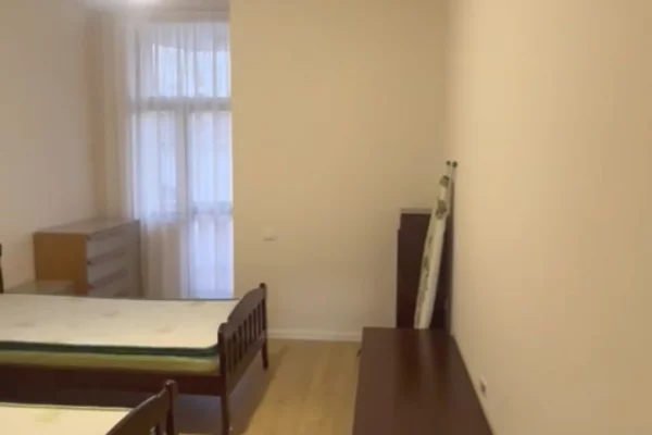 Shtepi ne shitje Apartament ne Tirane, 2+1, Mobilimi E mobiluar, Pagesa 280,000  Euro.
