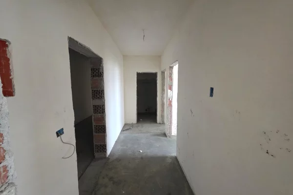 Shitet Apartament 2+1 Ne Paskuqan