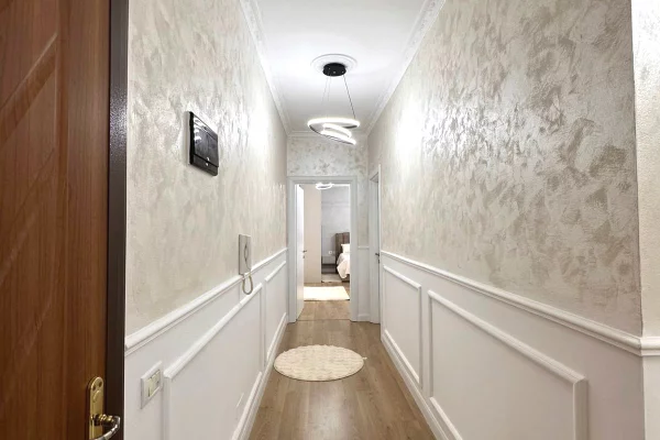 Shtepi ne shitje Apartament ne Tirane, 2+1, Mobilimi E mobiluar, Pagesa 168,000  Euro.