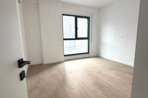 Apartment for rent in Tirana 2+1, Emty