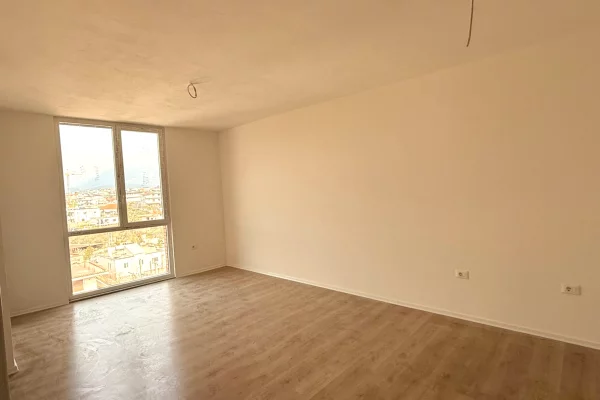 Shtepi ne shitje Apartament ne Tirane, 2+1, Mobilimi Bosh, pa mobiluar, Pagesa 121,000  Euro.