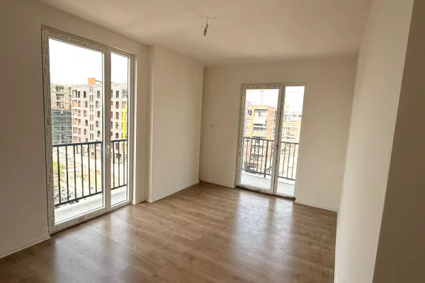 Shtepi ne shitje Apartament ne Tirane, 2+1, Mobilimi Bosh, pa mobiluar, Pagesa 121,000  Euro.