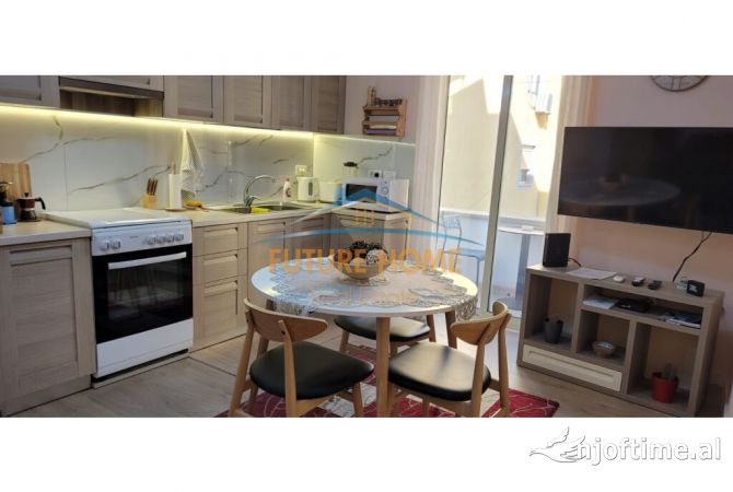 Qera, mine peza 750 euro.