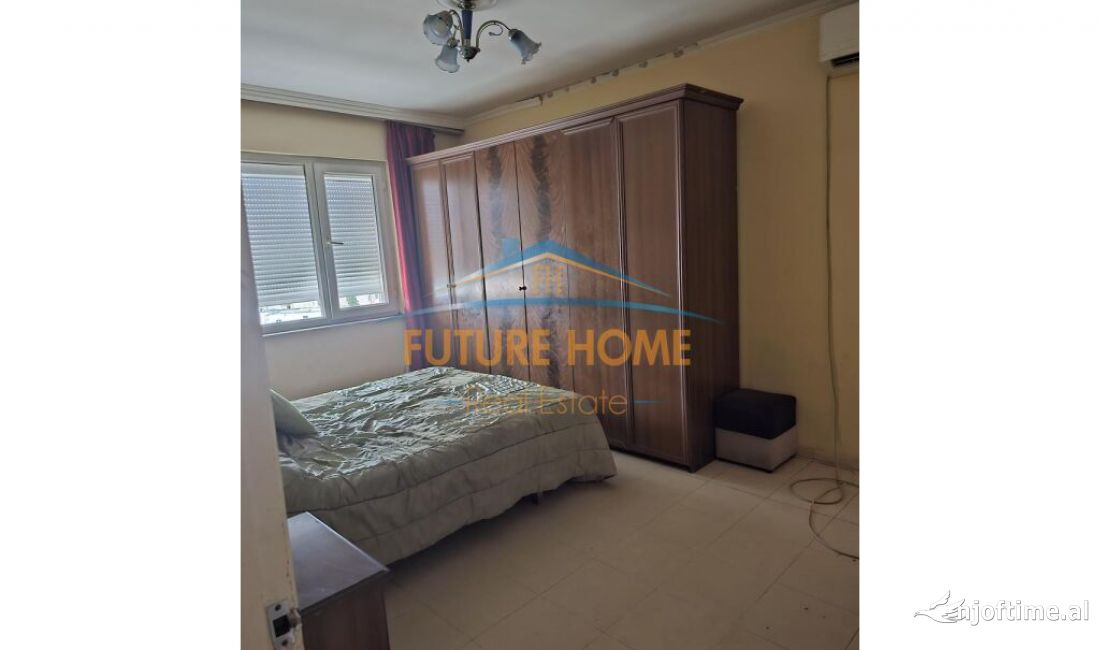 Shtepi ne shitje Apartament ne Tirane, 2+1, Mobilimi E mobiluar, Pagesa 134,000  Euro.