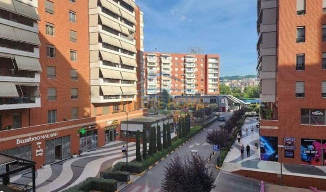 Shtepi ne shitje Apartament ne Tirane, 2+1, Mobilimi E mobiluar, Pagesa 375,000  Euro.