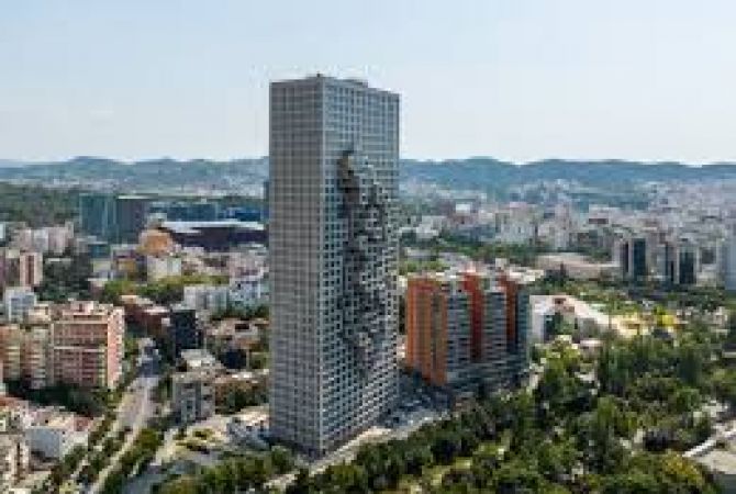 Shitet, Apartament 2+1+2, Rruga e Elbasanit,DownTown 1