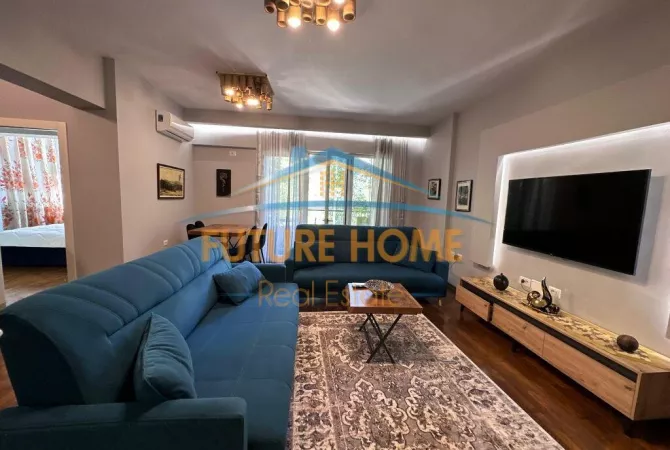 Shitet, Apartament 2+1, Kopshti Zoologjik 185,000 €