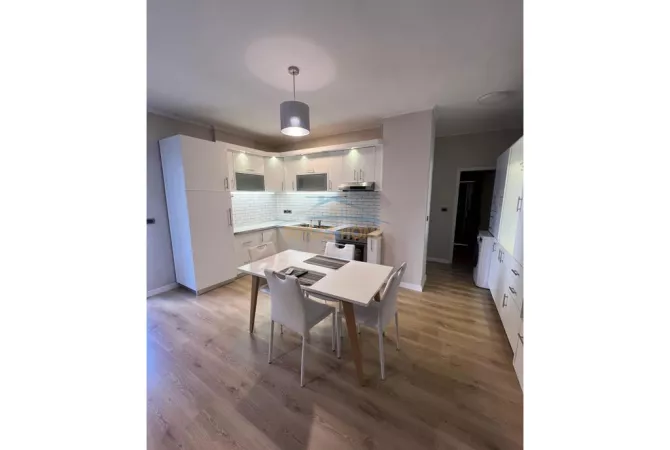 Shtepi me qera Apartament ne Tirane, 1+1, Mobilimi E mobiluar, Pagesa 600  Euro.