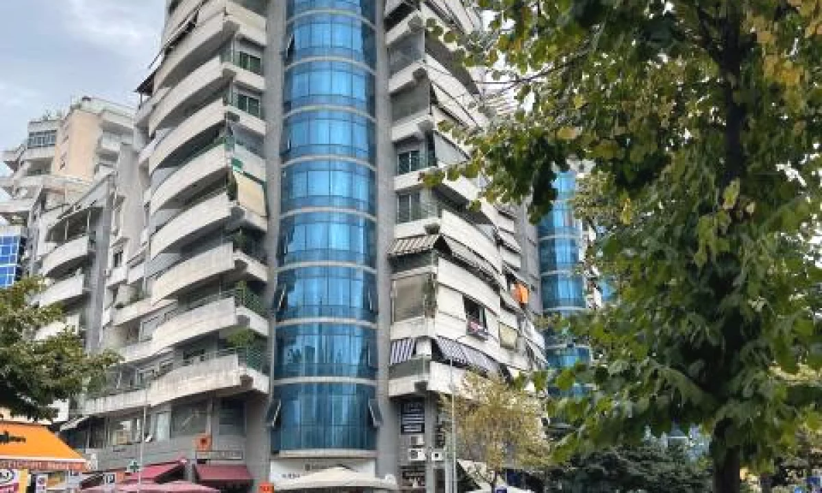 Appartamento in vendita a Tirana 2+1, Vuoto