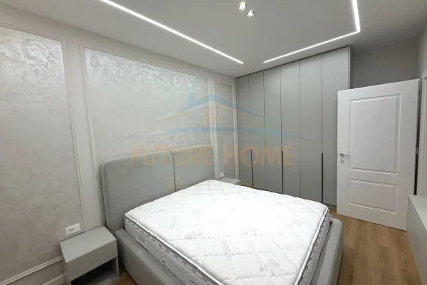 Shtepi ne shitje Apartament ne Tirane, 1+1, Mobilimi E mobiluar, Pagesa 121,000  Euro.