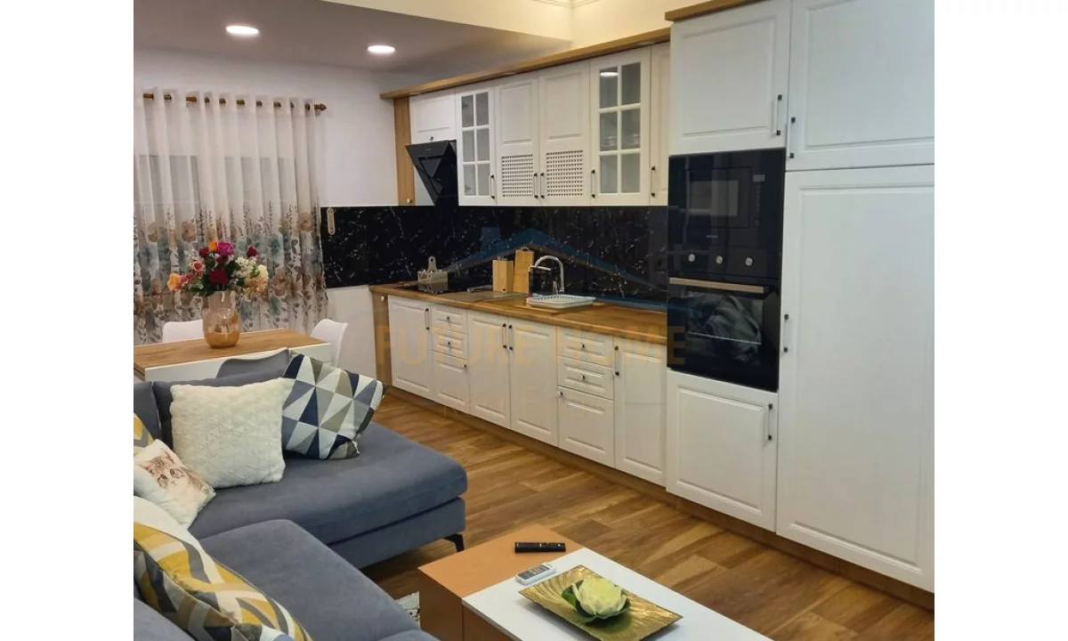 Shtepi me qera Apartament ne Tirane, 1+1, Mobilimi E mobiluar, Pagesa 750  Euro.