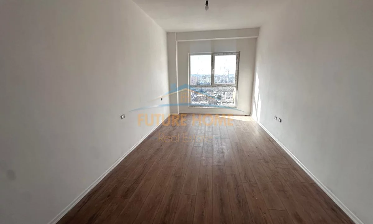 Shtepi ne shitje Apartament ne Tirane, 2+1, Mobilimi Bosh, pa mobiluar, Pagesa 223,500  Euro.
