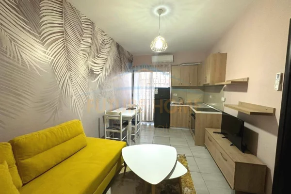 Apartament 1+1, Unaza e Re, Vila L. Qera