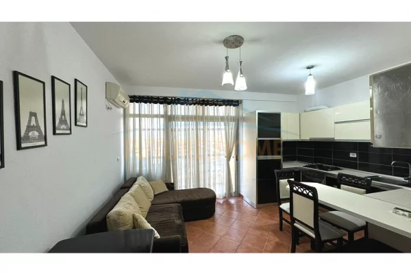  Apart per qera 2+1, Rruga Tedor Keko, Pallatet Romario 450 €