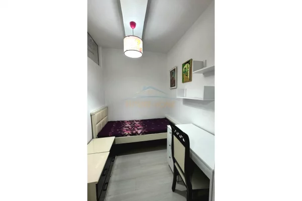 Shtepi me qera Apartament ne Tirane, 2+1, Mobilimi E mobiluar, Pagesa 450  Euro.