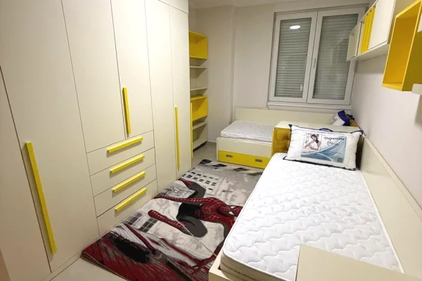 Shtepi me qera 2+1 ne Tirane - 750 Euro