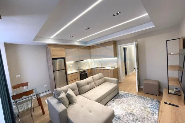 Casa in affitto 2+1 a Tirana - 820 Euro
