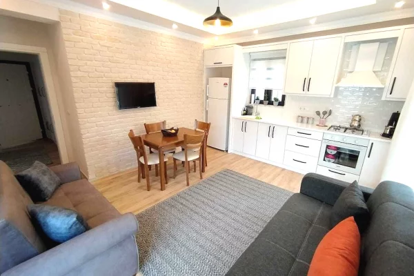 Shtepi me qera 1+1 ne Tirane - 400 Euro