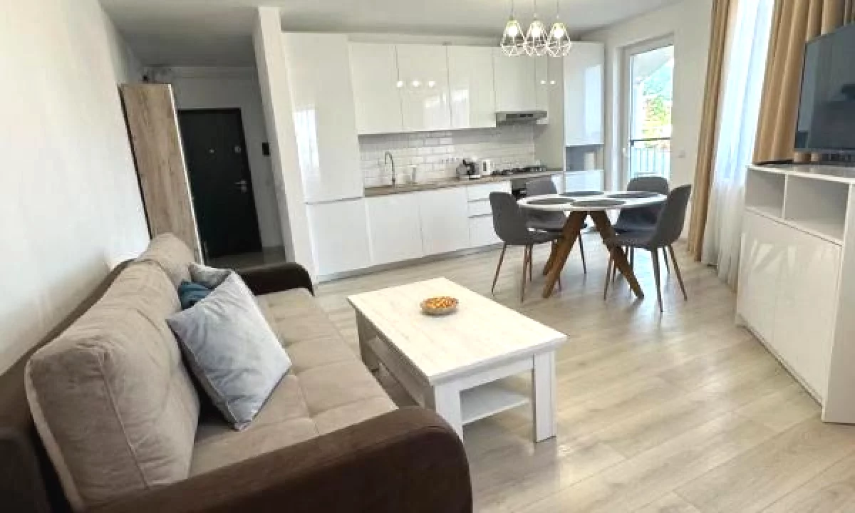 Shtepi me qera Apartament ne Tirane, 1+1, Mobilimi E mobiluar, Pagesa 550  Euro.