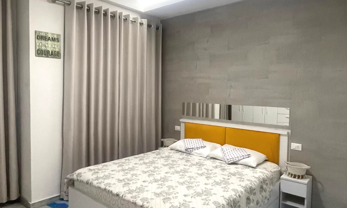 Shtepi me qera Apartament ne Tirane, 1+1, Mobilimi E mobiluar, Pagesa 63,000  Leke.
