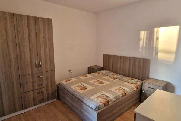 Shtepi me qera 1+1 ne Tirane - 47,000 Leke