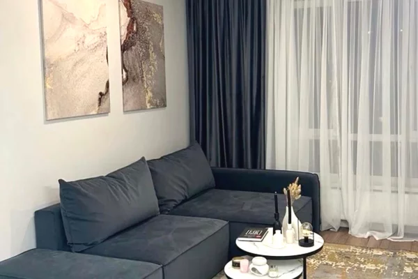 Shtepi me qera 2+1 ne Tirane - 65,000 Leke