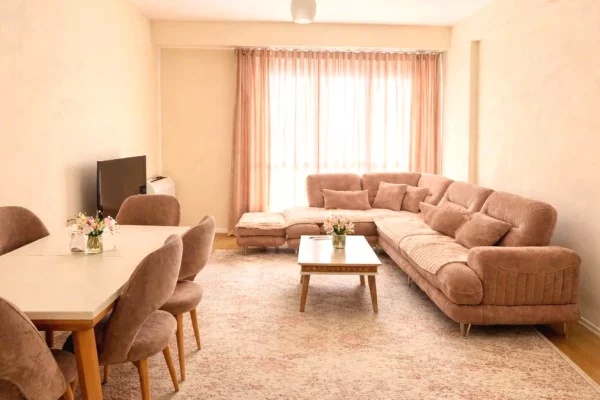 -Ne Astir, jepet me qera apartament 1+1 i Sapo Arreduar-