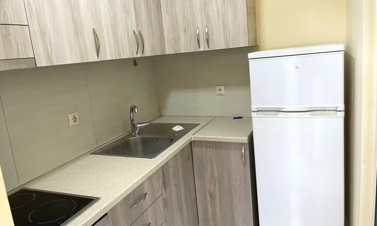 Shtepi me qera Apartament ne Tirane, 1+1, Mobilimi E mobiluar, Pagesa 40,000  Leke.