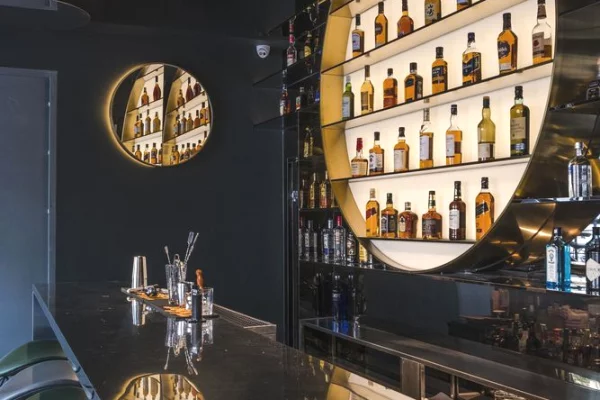 Ambient biznesi ne shitje 2+1 ne Tirane - 500,000 Euro