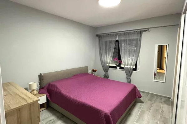 Shtepi me qera 2+1 ne Tirane - 600 Euro