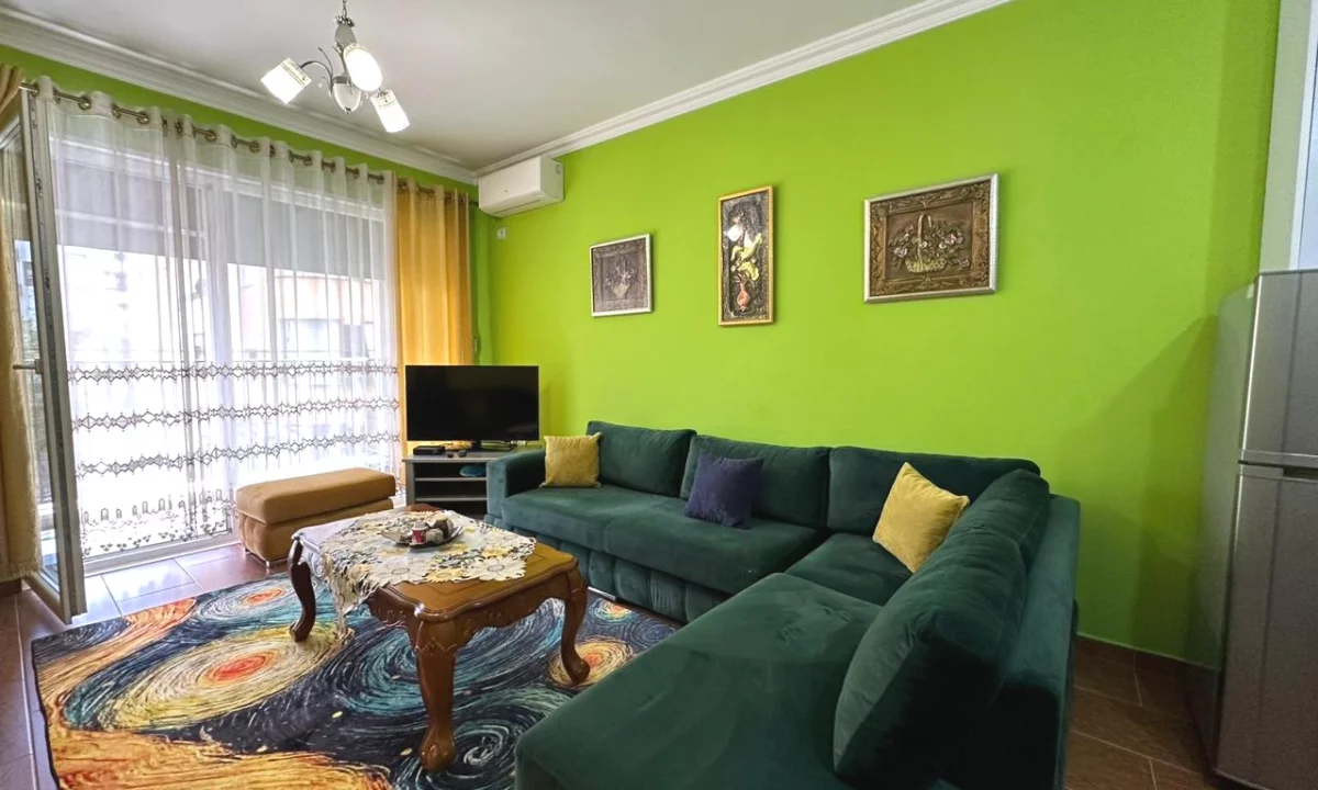 Shtepi me qera Apartament ne Tirane, 1+1, Mobilimi E mobiluar, Pagesa 50,000  Leke.