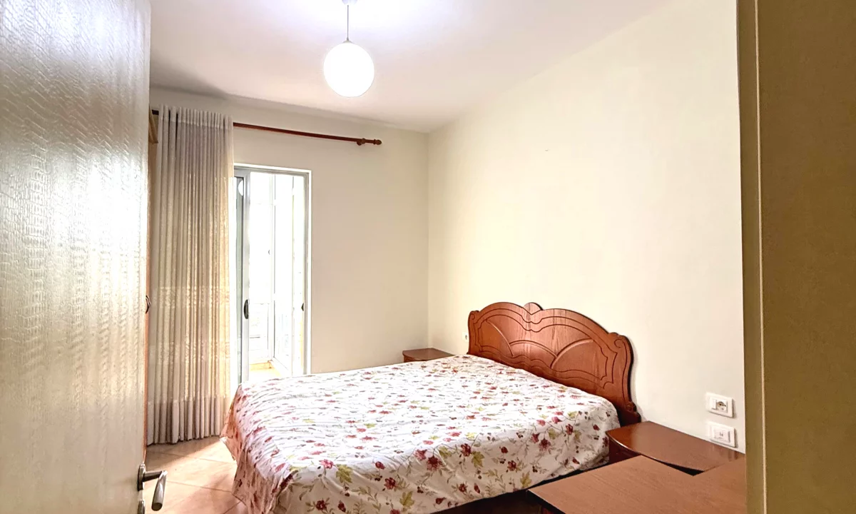 Shtepi me qera Apartament ne Tirane, 1+1, Mobilimi E mobiluar, Pagesa 50,000  Leke.