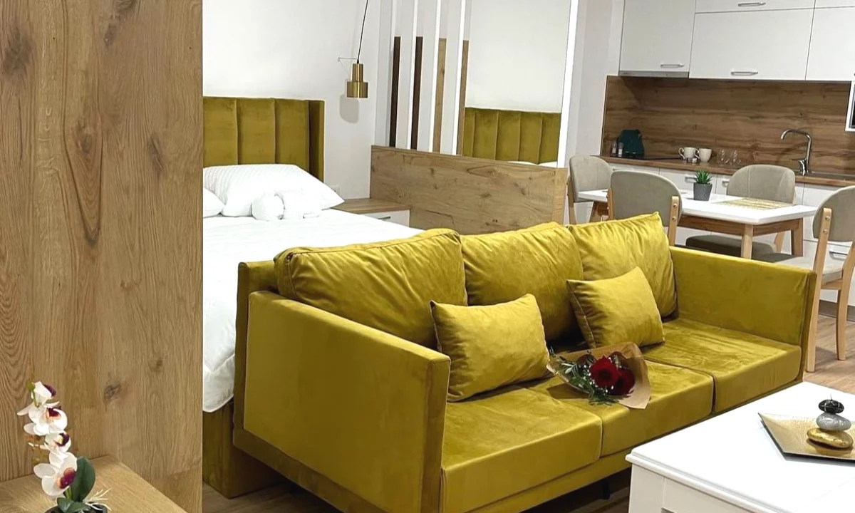 Shtepi me qera Apartament ne Tirane, Garsoniere, Mobilimi E mobiluar, Pagesa 400  Euro.