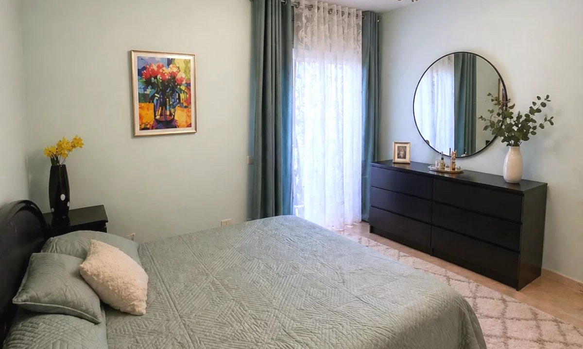 Shtepi me qera Apartament ne Tirane, 1+1, Mobilimi E mobiluar, Pagesa 50,000  Leke.