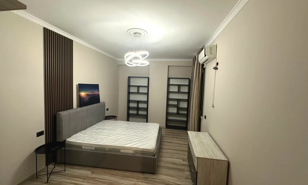 Shtepi me qera Apartament ne Tirane, 1+1, Mobilimi E mobiluar, Pagesa 55,000  Leke.