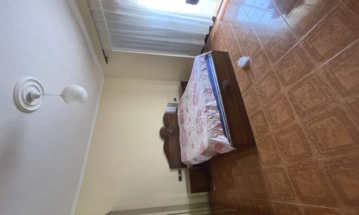 Shtepi me qera Shtepi Private ne Tirane, 1+1, Mobilimi E mobiluar, Pagesa 3,700  Leke.