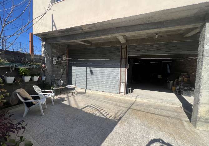 Ambient biznesi me qera 4+1 ne Tirane - 300 Euro