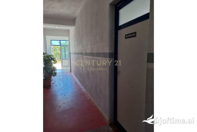 Kapanon per Shitje ne Fllake, Durres !!