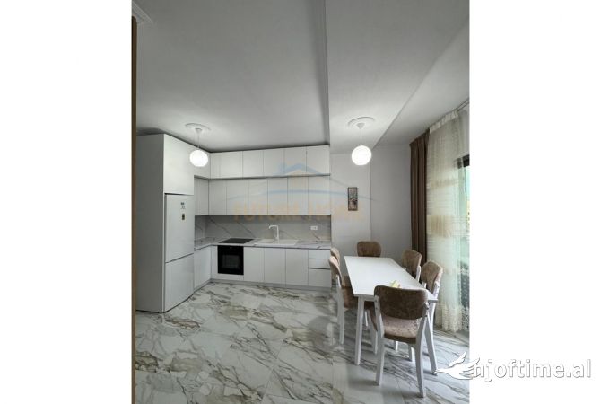 SHITET APARTAMENT 2+1+2, FUSHA AVIACIONIT 