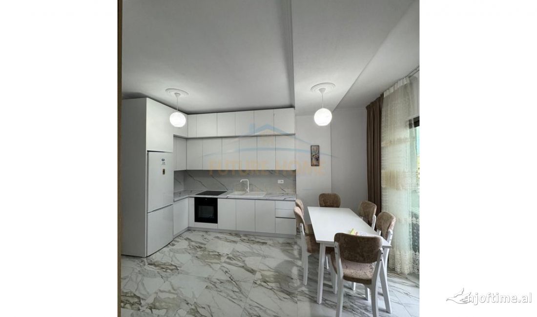 Shtepi ne shitje Apartament ne Tirane, 2+1, Mobilimi E mobiluar, Pagesa 205,000  Euro.